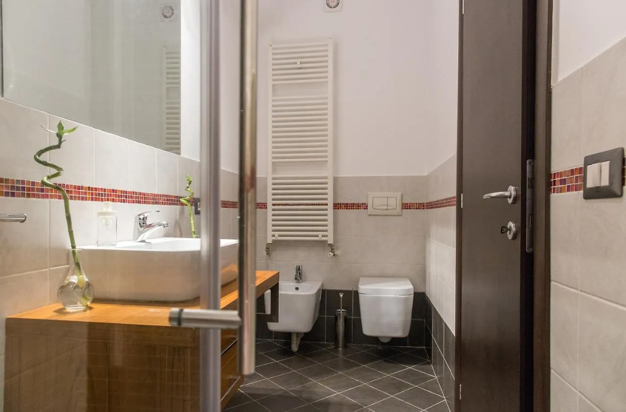 One Love Metropolitan Apartment Bucharest