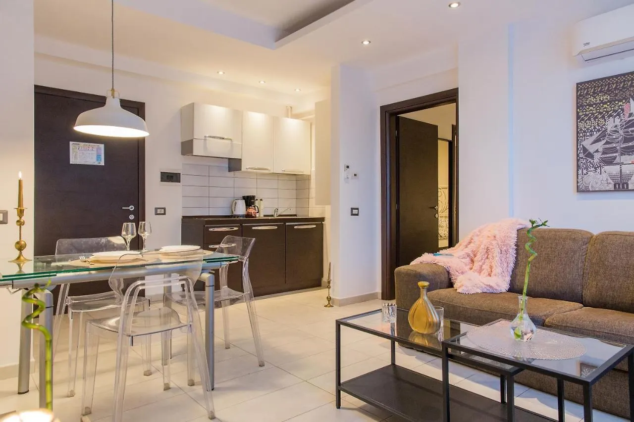 One Love Metropolitan Apartment location