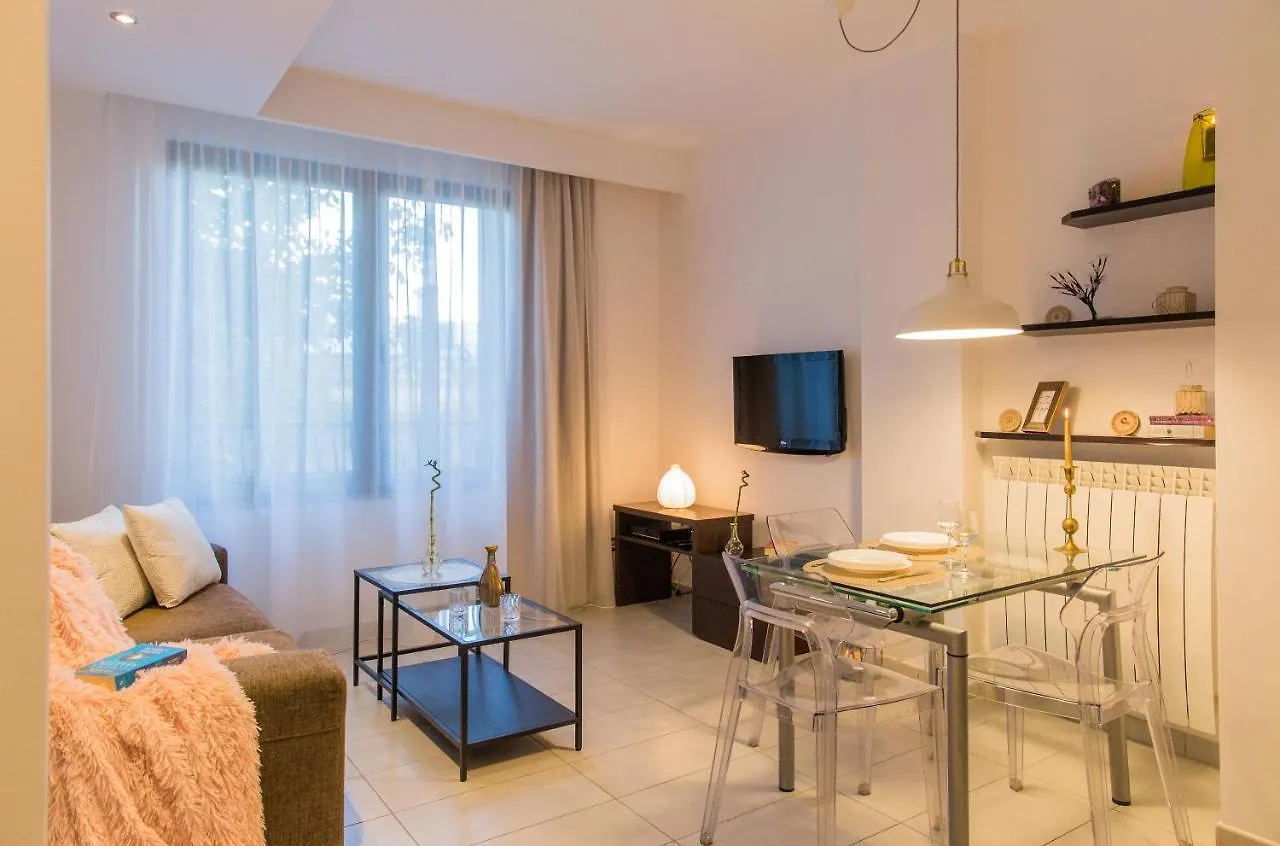 One Love Metropolitan Apartment Bucharest
